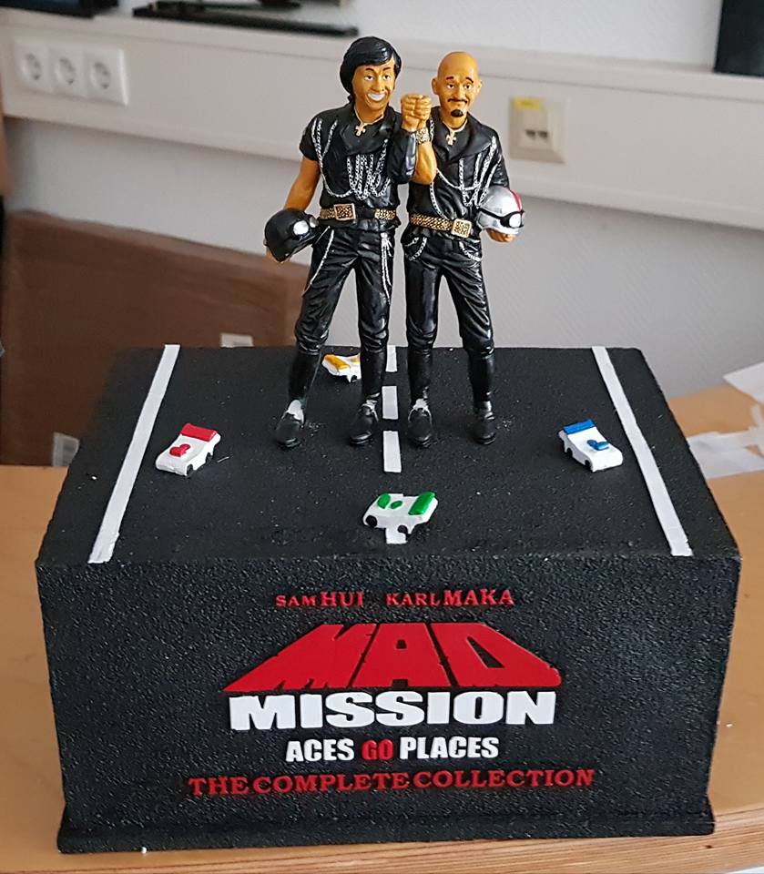 MAD MISSION Complete Set (18-Disc-Set mit 9 Blu-rays und 9 DVDs) mit T-Shirt, Booklet und evtl. defekter Figur!!! – Bild 3